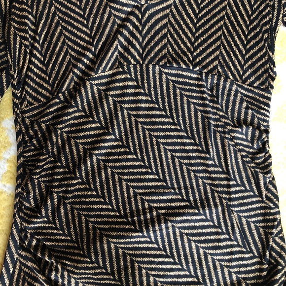 Diane Von Furstenburg Silk Maternity Blouse - Picture 5 of 5